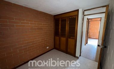 casa en venta en  ditaires. Cod V64975