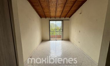 casa en venta en  ditaires. Cod V64975