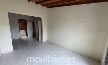 casa en venta en  ditaires. Cod V64975