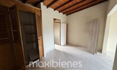 casa en venta en  ditaires. Cod V64975