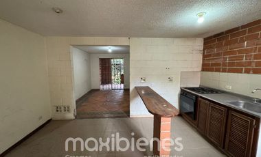 casa en venta en  ditaires. Cod V64975