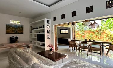 For Sale Charming Balinese-Style Villa in Ubud