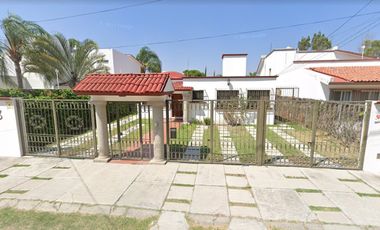 Casa en venta en Querétaro!!! AVV