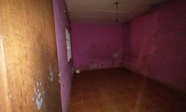 AMPLIO PH DE 3 AMBIENTES CON COCHERA, 2 DORMITORIOS, LIVING COMEDOR, COCINA Y BAÑO.