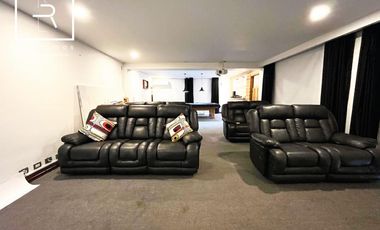 casa en venta en el poblado. Cod V11138