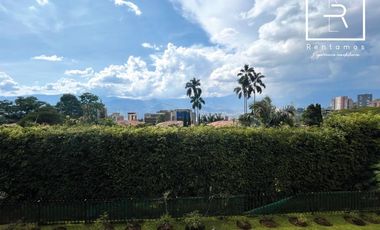 casa en venta en el poblado. Cod V11138