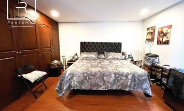 casa en venta en el poblado. Cod V11138