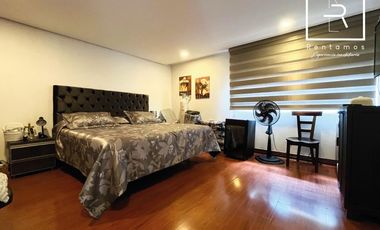 casa en venta en el poblado. Cod V11138