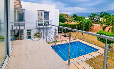 casa en arriendo/venta en bocono. Cod V2941