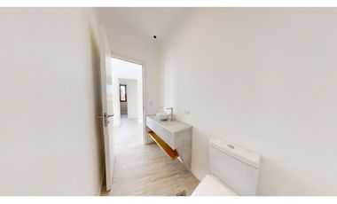 Casa cuatro ambientes. Parque. Rumencó Joven. Venta.