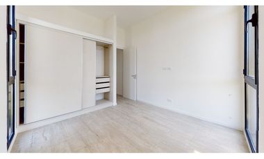 Casa cuatro ambientes. Parque. Rumencó Joven. Venta.