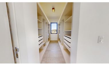 Casa cuatro ambientes. Parque. Rumencó Joven. Venta.