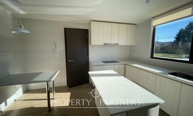 Maravillosa casa nueva en Condominio Vista Golf