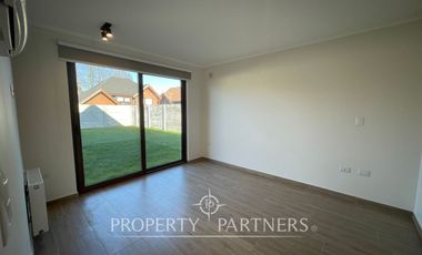 Maravillosa casa nueva en Condominio Vista Golf