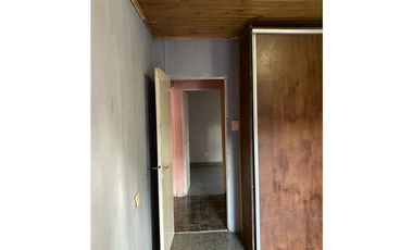 CASA EN VENTA/ LADO RIO RETASADA