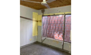 CASA EN VENTA/ LADO RIO RETASADA