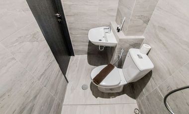 Apartemen Collins Boulevard
