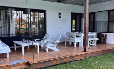 Casa en La Lomada, Pilar