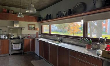 Casa en La Lomada, Pilar