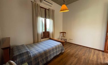 Casa en La Lomada, Pilar