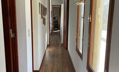 Casa en La Lomada, Pilar