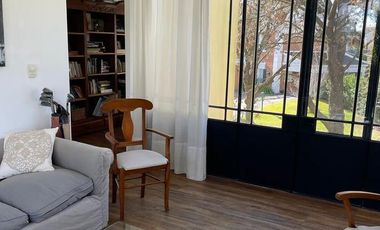 Casa en La Lomada, Pilar