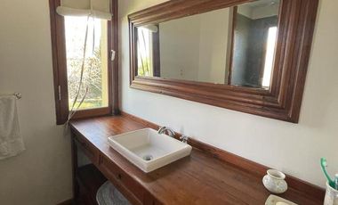 Casa en La Lomada, Pilar