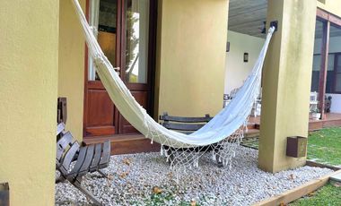 Casa en La Lomada, Pilar