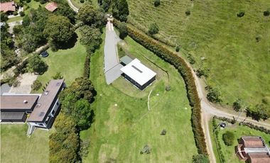 Venta Casa Campestre NUEVA Independiente El Retiro