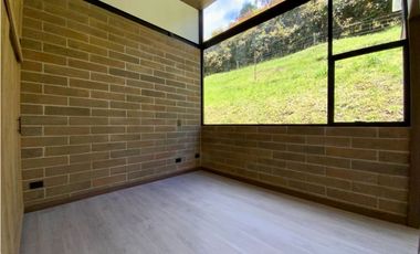 Venta Casa Campestre NUEVA Independiente El Retiro