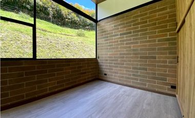 Venta Casa Campestre NUEVA Independiente El Retiro