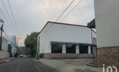 Local en renta para Minisuper de 180m2 Planta Baja frente a CINETIX Plaza Orquídeas Coatepec, Ver.
