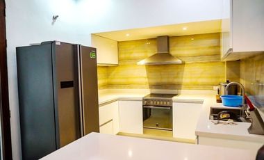 TIMELESS FULLY FURNISHED 4-BEDROOM UNIT WITH BALCONIES FOR SALE/RENT IN ELIZABETH PLACE