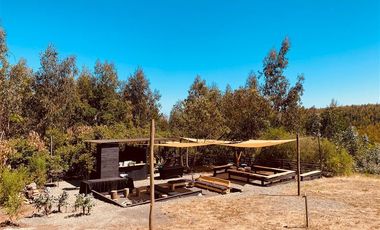 Casa en Venta en 5.000m2 de terreno con cabaña y quincho. Altos de Cobquecura.
