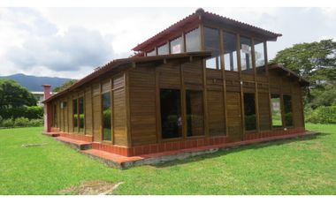 Casa en venta en Condominio campestre vegas de Calima