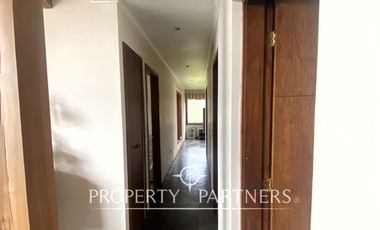 Acogedora Casa en terreno privilegiado