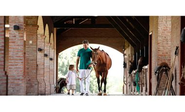 EXCELENTE CASA A ESTRENAR EN PILAR BARRIO LA CALESA!!