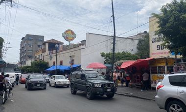 A 2 cuadras del Zocalo