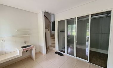 Dijual /Disewakan Rumah Cluster Azura C1 Vanya Park BSD City Tangerang Selatan Murah Strategis Nyaman
