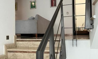 Casa en Condominio con Jardín y Buenos Espacios y Excelentes Acabados