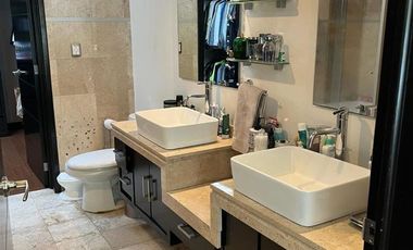 Casa en Condominio con Jardín y Buenos Espacios y Excelentes Acabados