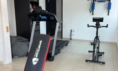 Casa en Condominio con Jardín y Buenos Espacios y Excelentes Acabados