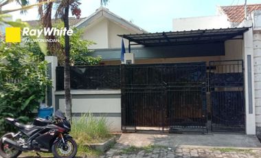 Rumah disewakan Semolowaru Surabaya Timur