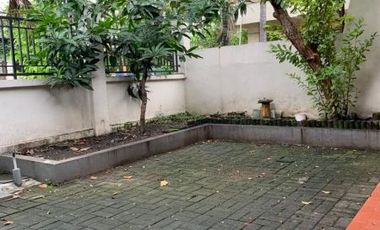 Rumah disewakan Semolowaru Surabaya Timur