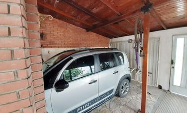 Venta casa 6 Ambentes con cochera - Villa Pueyrredon