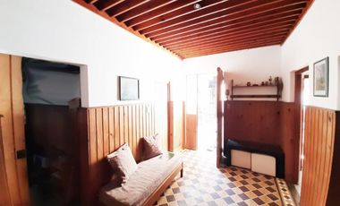 Venta casa 6 Ambentes con cochera - Villa Pueyrredon
