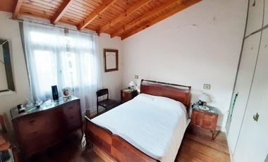Venta casa 6 Ambentes con cochera - Villa Pueyrredon