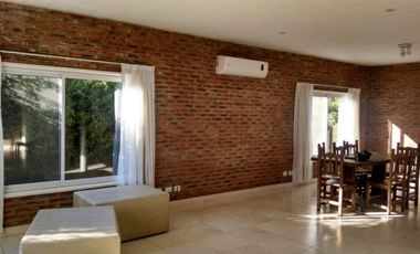 Casa en venta en Berazategui Este