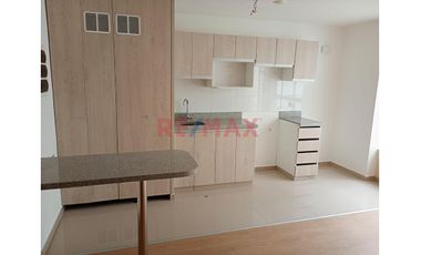 Vendo Dpto. Duplex De Estreno De 72 M2.  Santa Beatriz De 2 Dormitorios No Pagas Alcabala, Entrega Inmediata.
