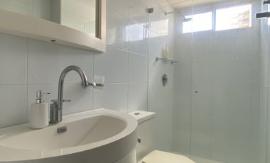 apartamento en arriendo/venta en alto prado. Cod A93057